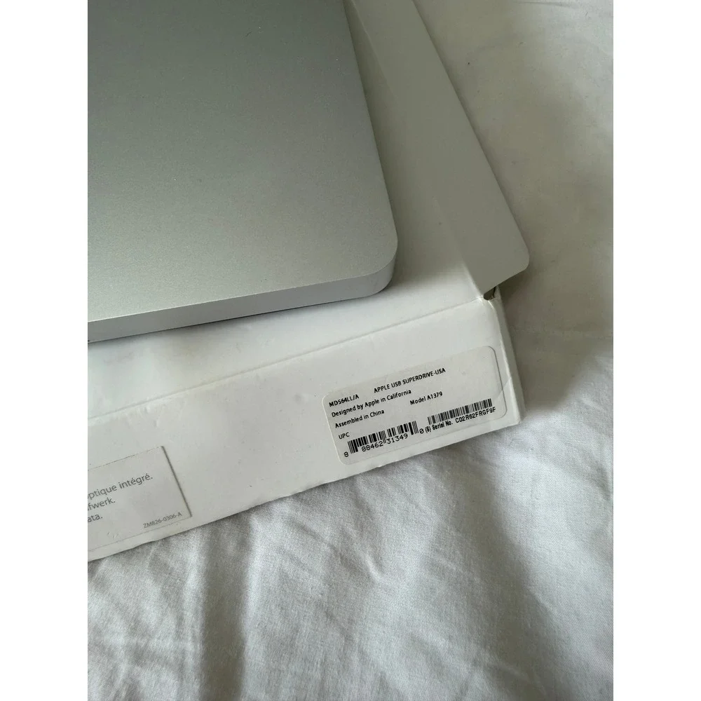 Apple USB SuperDrive External CD DVD Reader Writer Silver EX